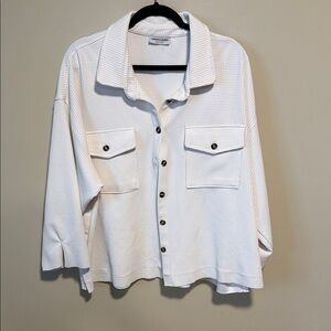 Sabrina Lauren Waffle White Button-Up Shirt with raw hem design Size XL